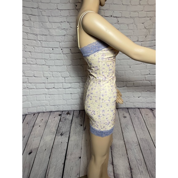 Sold - NWT New Free People Lace-Trim Floral Slip Dress Size XS - Picture 4 of 11
